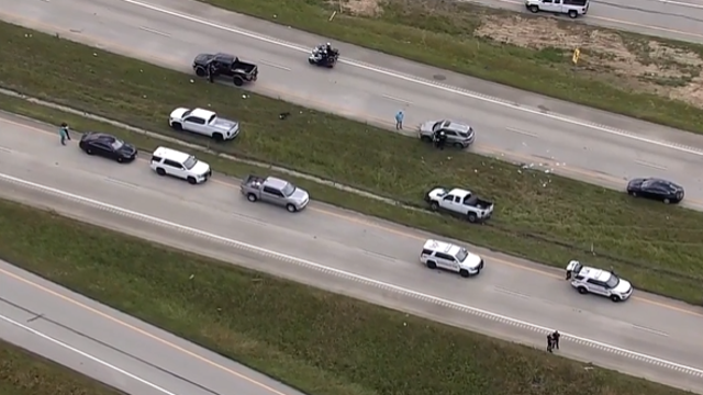 Harris County traffic: Deputy struck by vehicle on Highway 99 in Cypress