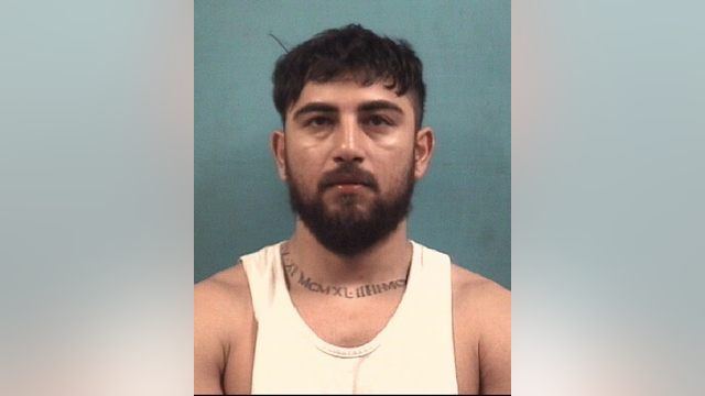 Pearland crime: Police searching for gym locker theft suspect