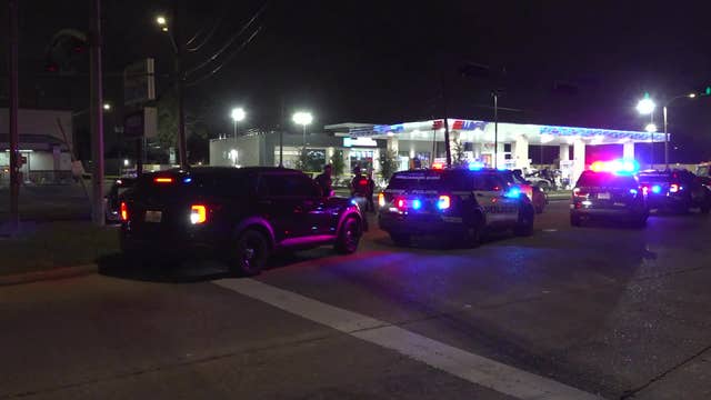 Houston crash at Mangum, Sherwood: 1 dead, 4 injured