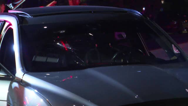 Houston shooting: Injured man crashes near Arbor, Emancipation, runs to club