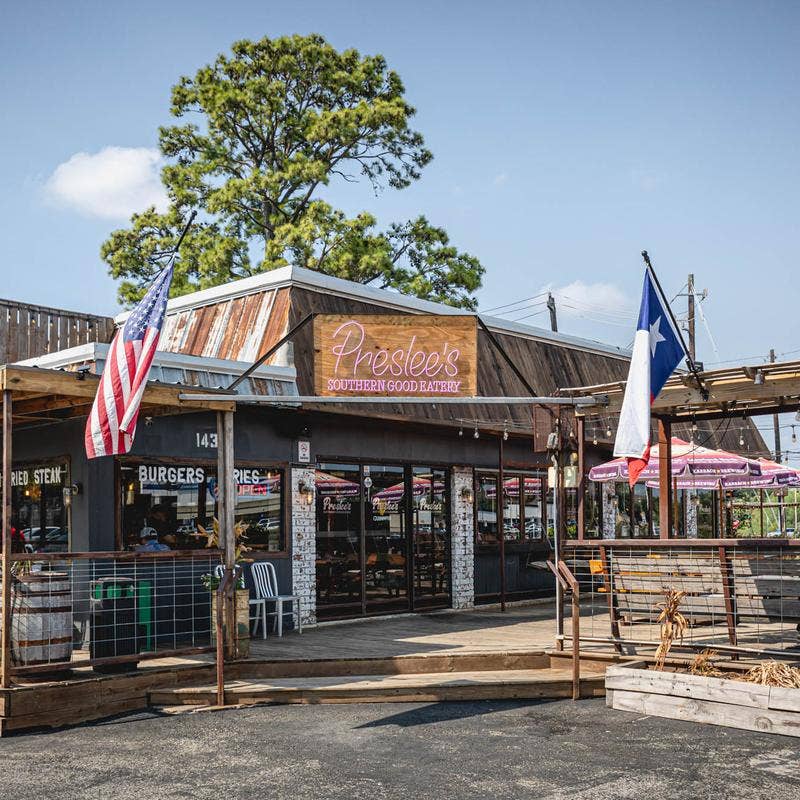 Houston linemen honored: Enjoy free meals at Preslee's