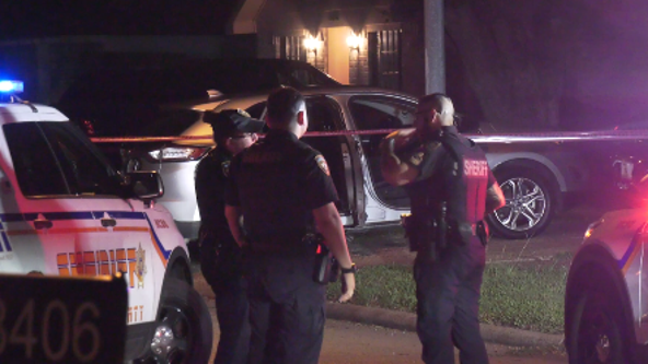 Man shot, killed inside vehicle outside of Houston home while leaving for work