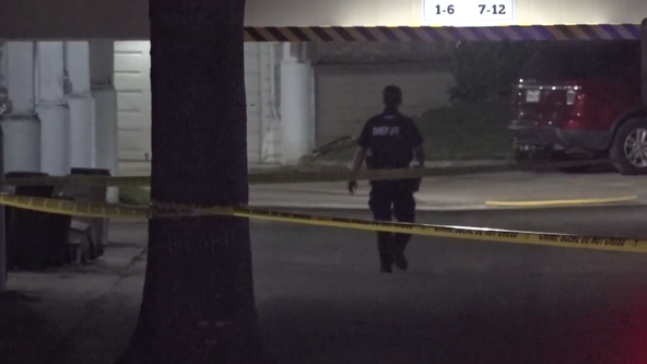 15-year-old shot, 16-year-old killed at Nantucket Square Townhomes in Houston