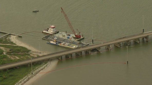Company says barge broke loose from tow, drifted into Pelican Island Bridge