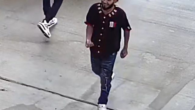 Houston crime: Suspect charged, second suspect sought in robbery-kidnapping case