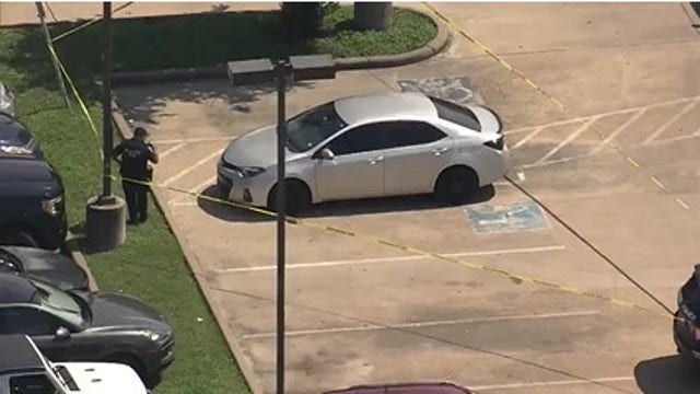 Houston teen accidentally shot in Hastings High School parking lot