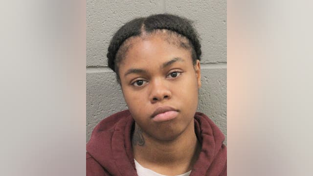 Houston crime: 18-year-old daughter charged with shooting mother on Mother's Day