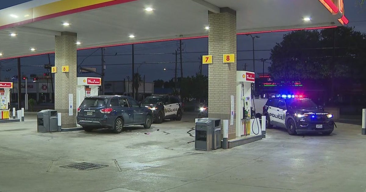Houston shooting: 3 injured at gas station on Bellaire Blvd | FOX 26 ...