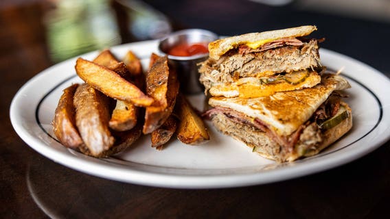 Foodies and Friends - Bosscat Kitchen and Libations