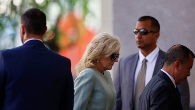 Defense calls Hunter Biden's daughter Naomi in federal gun trial after prosecution rests case