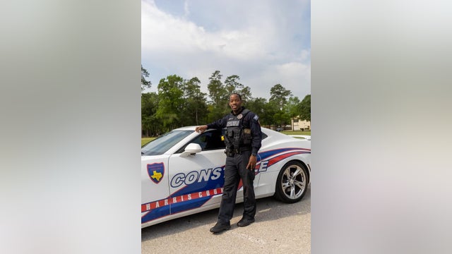 Harris County Precinct 4 deputy constable shot after pursuit of armed robbery suspect