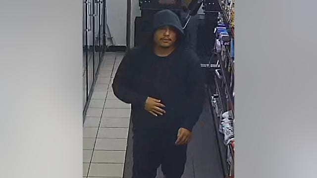 Houston crime: Authorities release images of suspect in fatal Gulf Freeway shooting