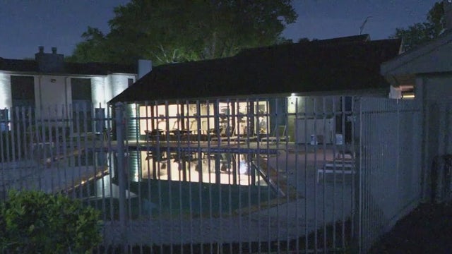Houston pool party shooting: 2 injured on Meadowglen