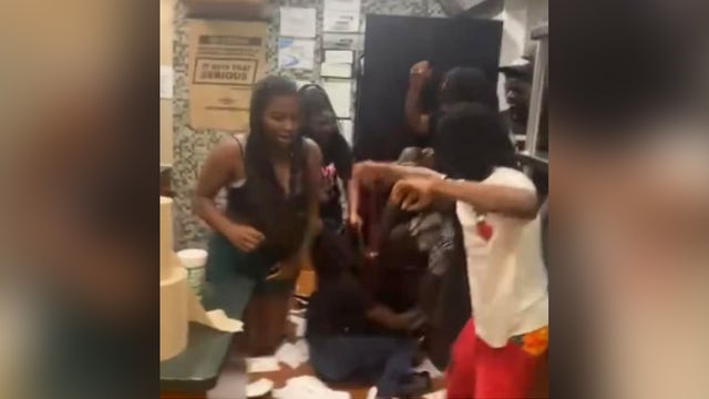 Wingstop employee attacked by three woman after wrong order: Beaumont police