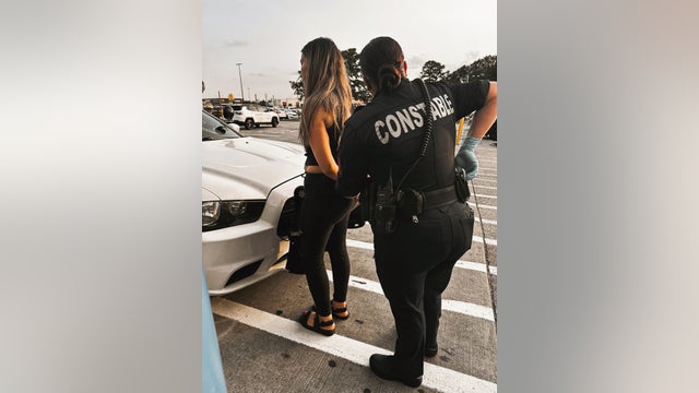 Harris County crime: Mother leaves 4 children in hot car for 46 minutes to buy pizza