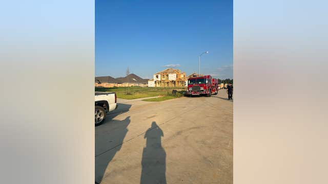 Construction worker dead after falling off scaffold in north Harris County