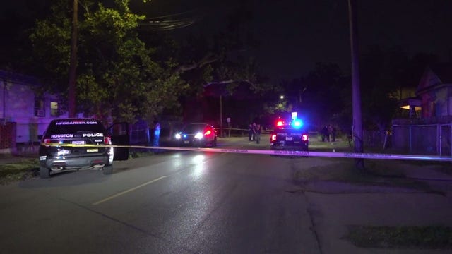 Houston triple shooting: Three men shot after altercation on Fulton Street