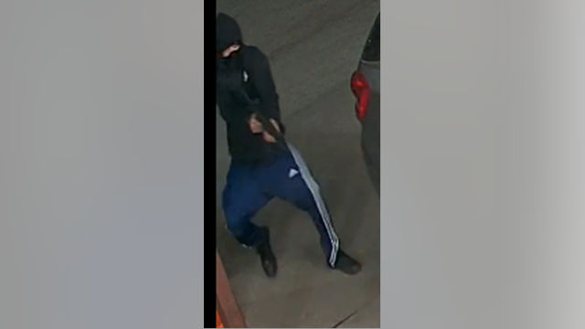 Houston crime: Man dead, another injured in tire shop shooting, suspect’s images released