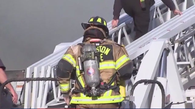 Houston firefighters receive first paychecks from $650 million back pay settlement