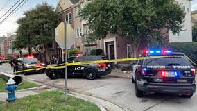 Houston crime: Man found dead inside home on Cook Street, authorities investigating