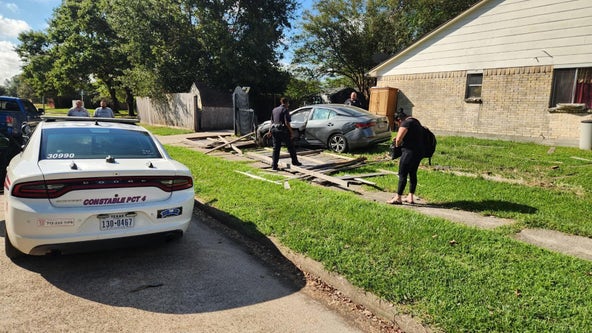 Stolen car crashed into gate of home in north Houston: Constable Mark Herman