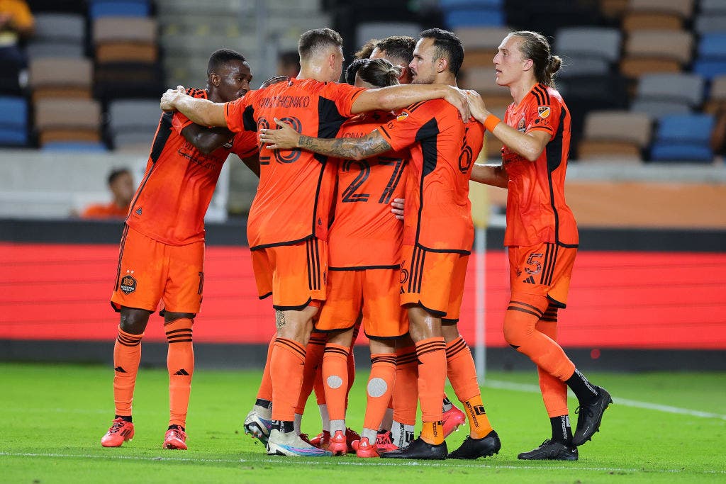 Houston Dynamo FC launches 'Grind 2 Shine' playoff campaign