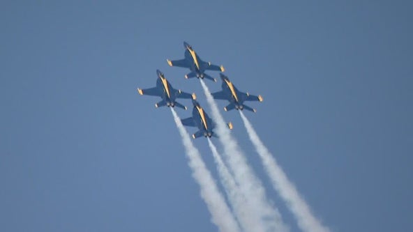 Wings Over Houston Air Show thrills thousands of aviation enthusiasts