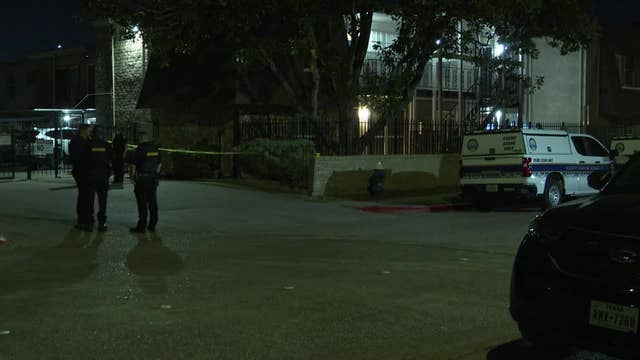 Houston man, 72, stabbed, killed in apartment on North Braeswood