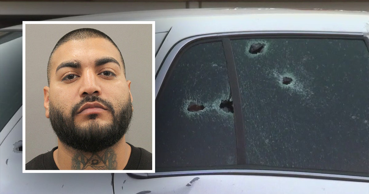 Houston shooting: Man charged in parking lot shooting that killed 1 ...