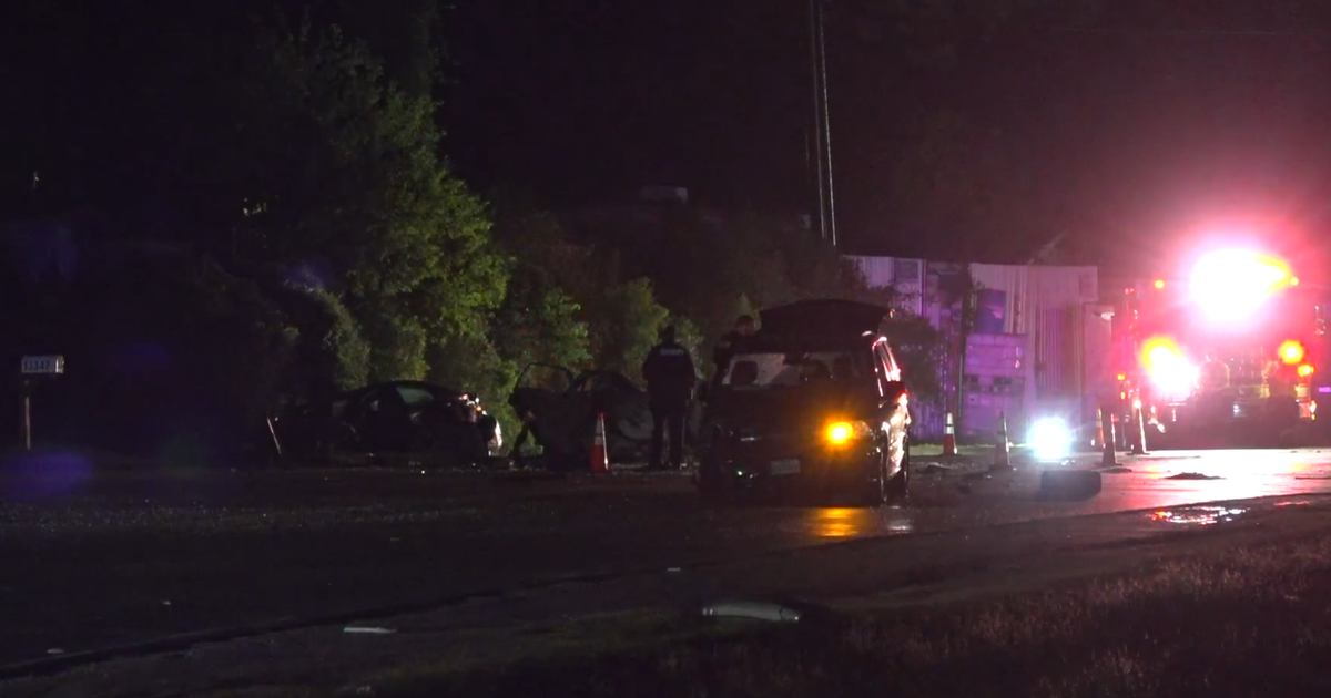 2 dead in fiery crash involving 4 vehicles | FOX 26 Houston