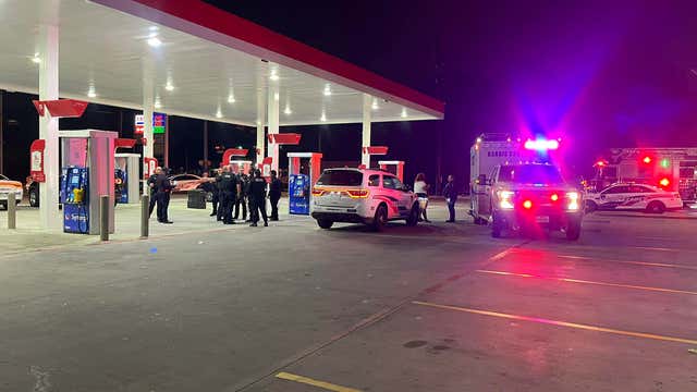 Argument outside Houston Denny's ends with women followed, shot: police