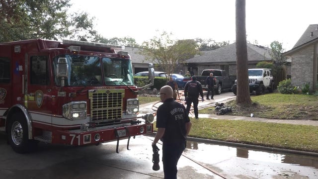 Clear Lake man taken to trauma center after being trapped in house fire