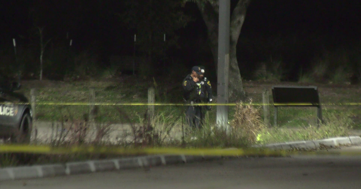 Houston shooting: Man killed in carjacking, police investigating | FOX ...