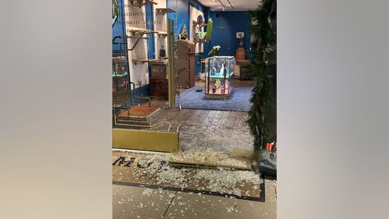 About $45K in luxury bags stolen in 'smash-and-grab' at boutique in River Oaks district