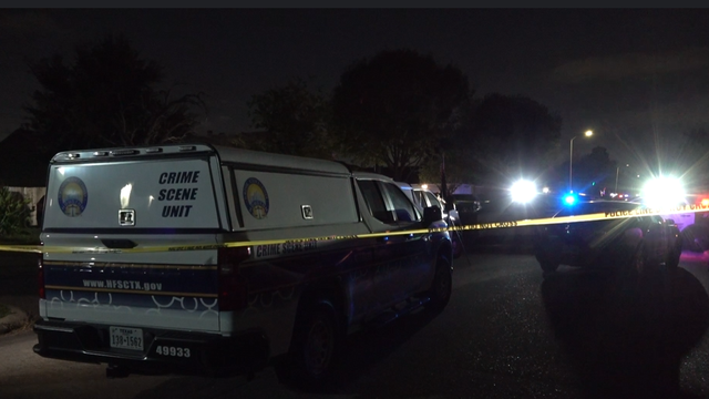 Teen killed in west Houston shooting, police search for 3 possible shooters