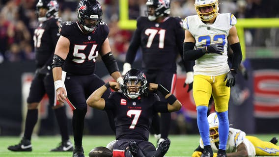Texans beat Chargers 32-12 in Wild Card game at NRG in Houston