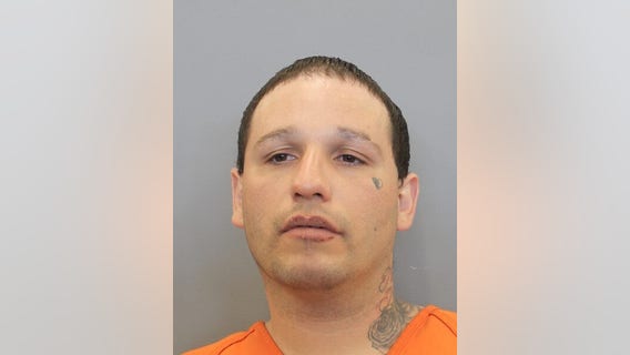 Son arrested, accused of stabbing mother in Northside Houston