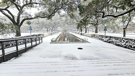 Houston closures: Businesses, offices closed on Wednesday due to winter weather