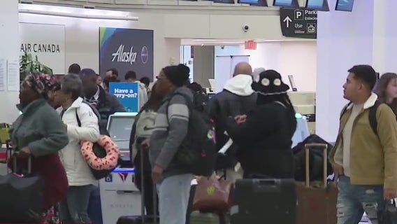 Houston airports status: How to check cancelations, delays at Bush, Hobby