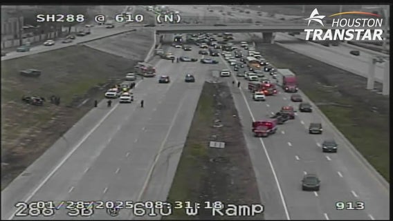 Houston crash at SH 288, I-610 shuts down several lanes
