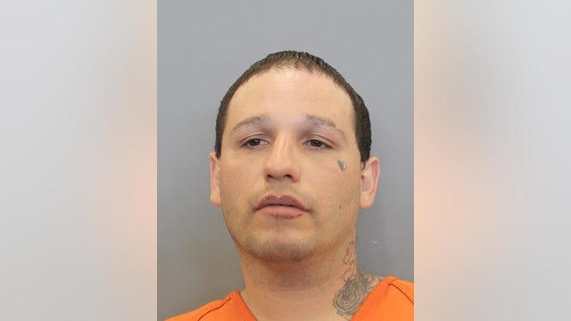 Son arrested, accused of stabbing mother in Northside Houston