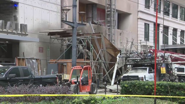 Downtown Houston scaffolding collapse: 1 injured at Rusk, Main