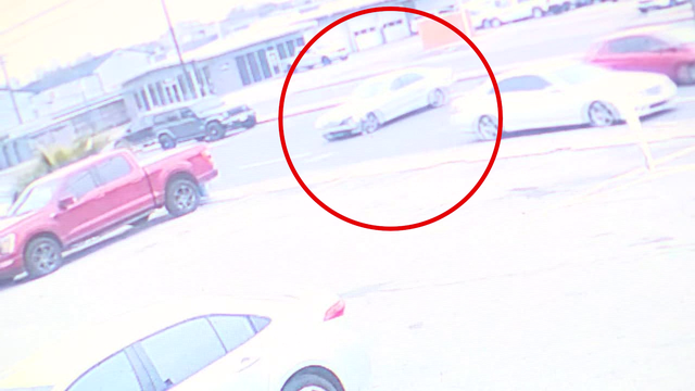 Houston crash: 2 people injured after elderly man suffers medical emergency, crashes into business