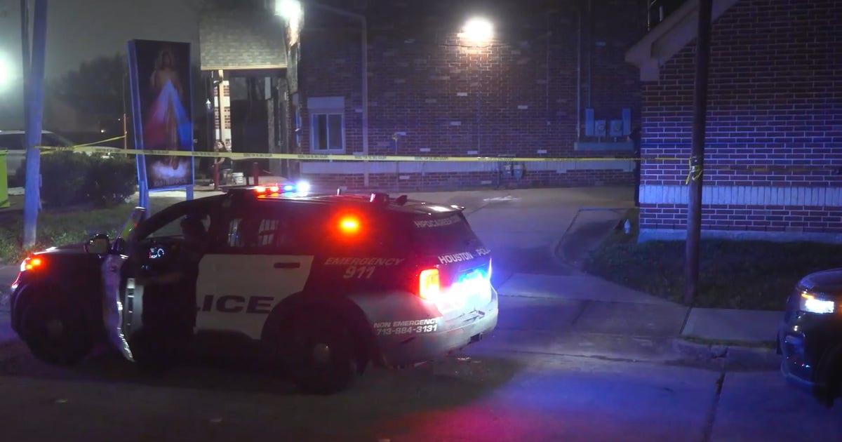 Houston shooting: 1 shot, pregnant woman held at gunpoint during ...