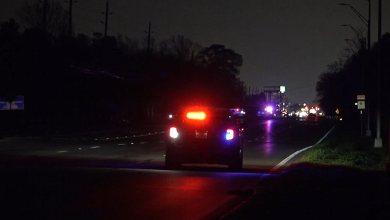 2 killed in Northwest Houston rollover, causes major power outage