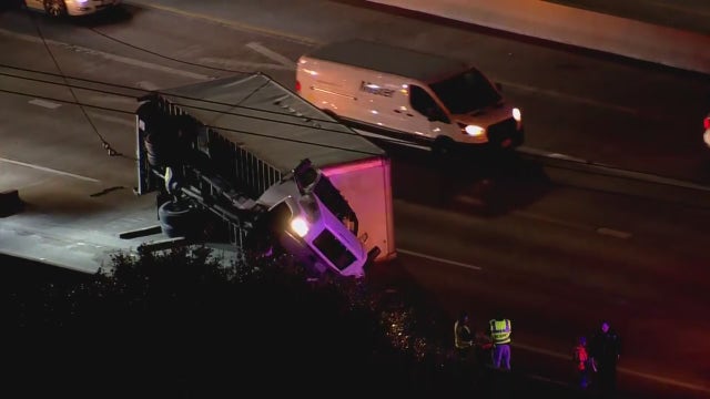 Harris County crash: Truck rollover on Beltway 8 at Veterans Memorial