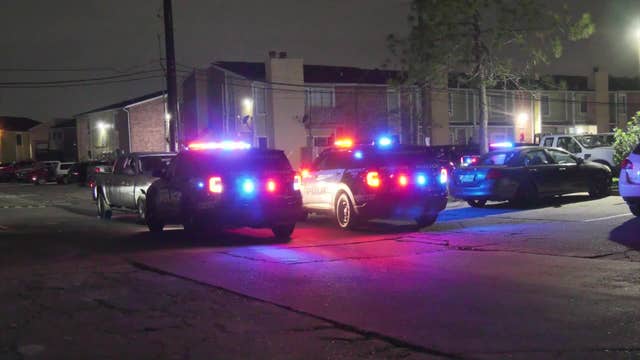 Houston shooting: Man killed on Woodfair Drive; shooter at large