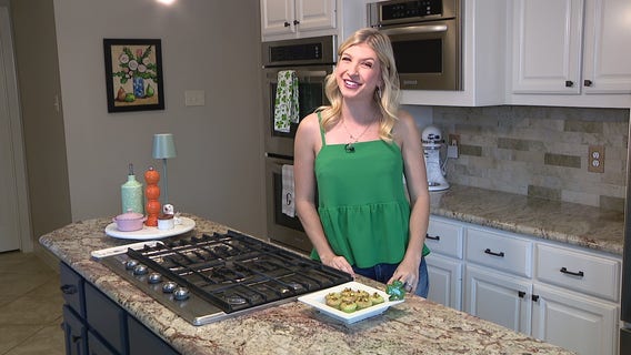 Mini pistachio cupcakes recipe for St. Patrick's Day: Allison's Cooking Diary