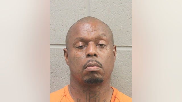 Houston man accused of shooting at a police officer after assaulting woman with metal pipe