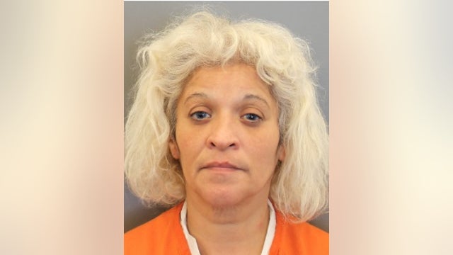 Houston woman charged in deadly stabbing of 70-year-old boyfriend